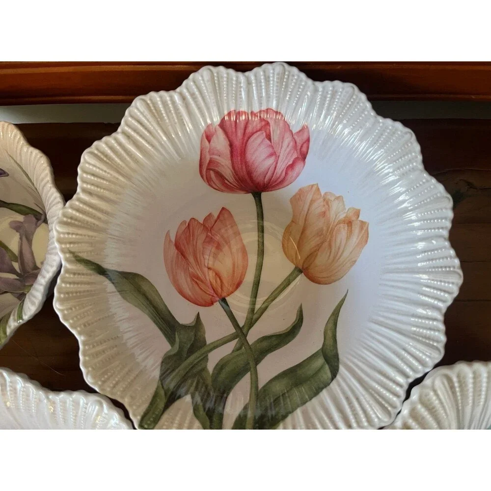 Shabby Chic Nesting Set of 4 Flower shaped Melamine Serving Bowls White